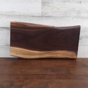black-walnut-small-charcuterie-board