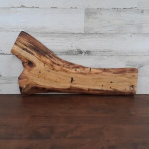 black-walnut-branch-cutting-board
